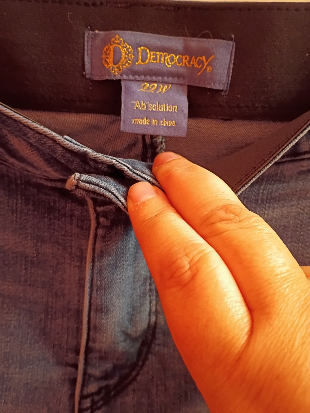 💙Democracy Skinny Jeans in Faded Blue Wash Size 22W💙 - Picture 6 of 6